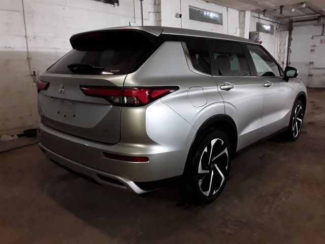 2023 Mitsubishi Outlander 