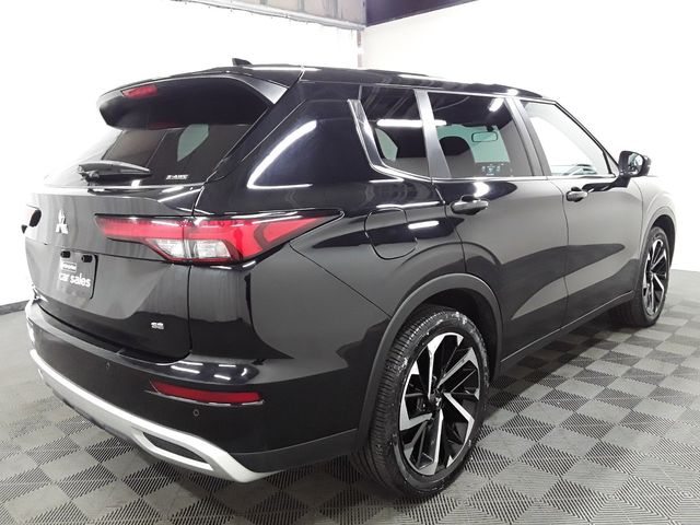 2023 Mitsubishi Outlander 