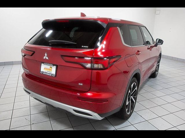 2023 Mitsubishi Outlander SE