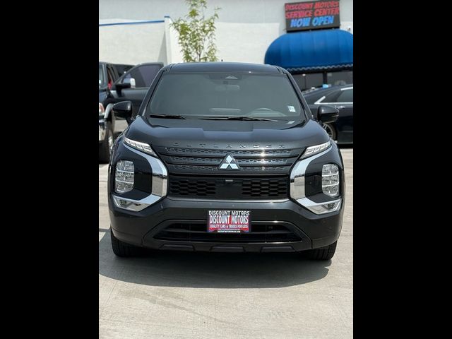 2023 Mitsubishi Outlander 