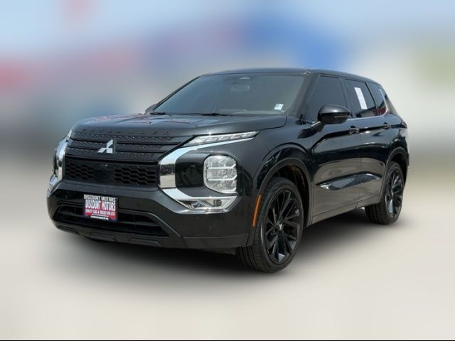 2023 Mitsubishi Outlander 