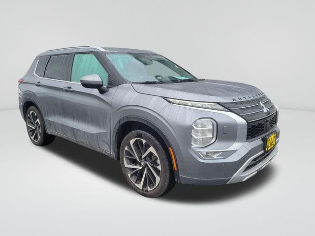 2023 Mitsubishi Outlander SEL