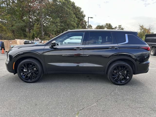 2023 Mitsubishi Outlander SEL Black Edition