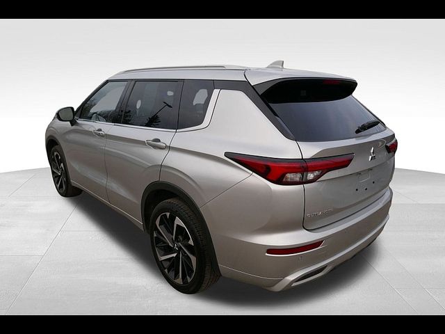 2023 Mitsubishi Outlander SEL