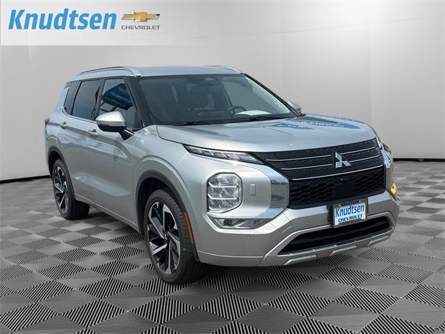 2023 Mitsubishi Outlander 