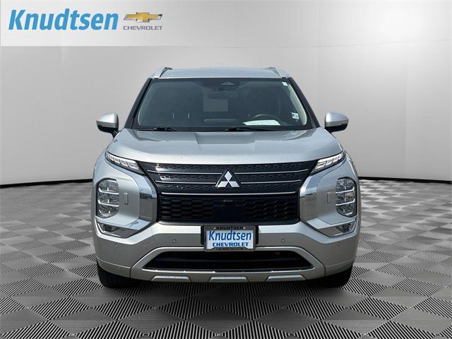 2023 Mitsubishi Outlander 