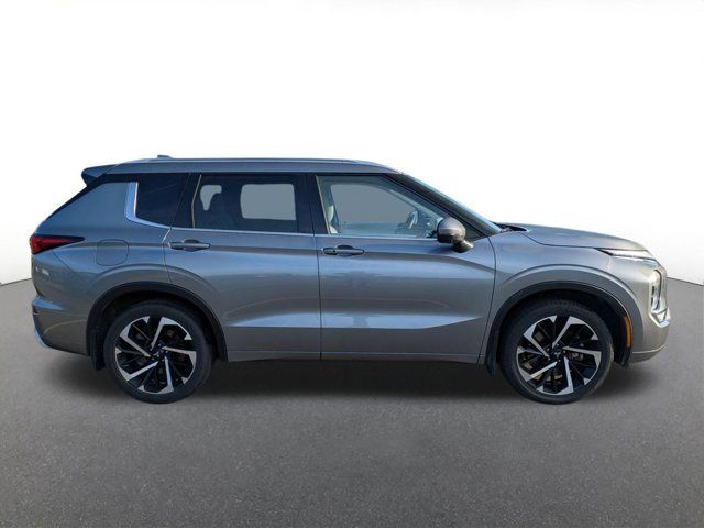 2023 Mitsubishi Outlander 