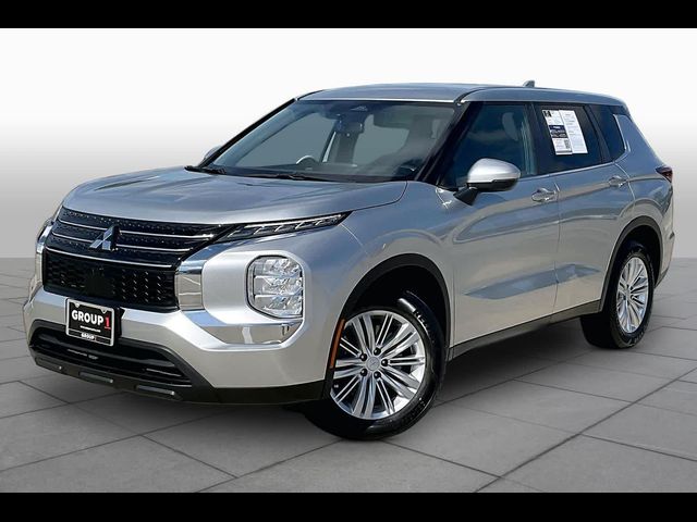 2023 Mitsubishi Outlander ES