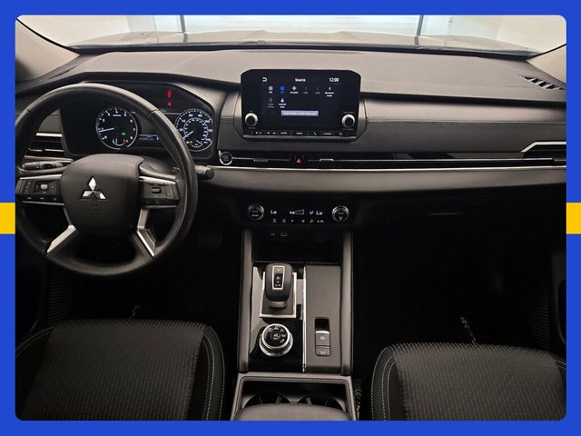2023 Mitsubishi Outlander ES