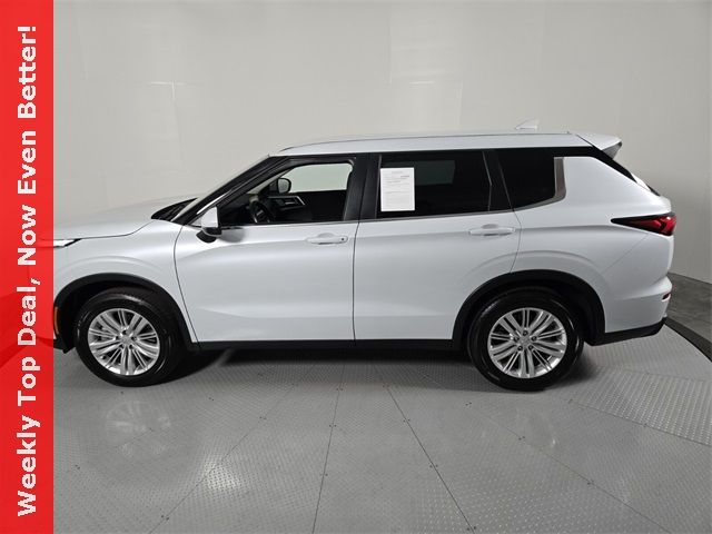 2023 Mitsubishi Outlander ES