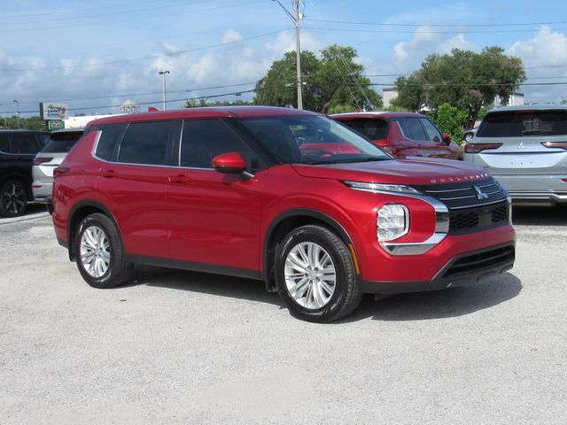 2023 Mitsubishi Outlander ES