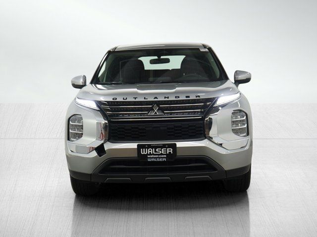 2023 Mitsubishi Outlander ES
