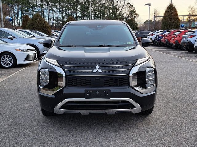 2023 Mitsubishi Outlander ES