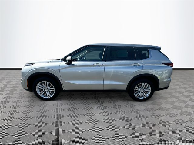 2023 Mitsubishi Outlander ES