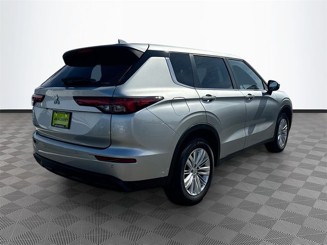 2023 Mitsubishi Outlander ES