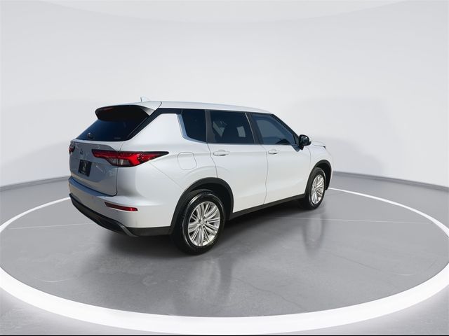 2023 Mitsubishi Outlander ES