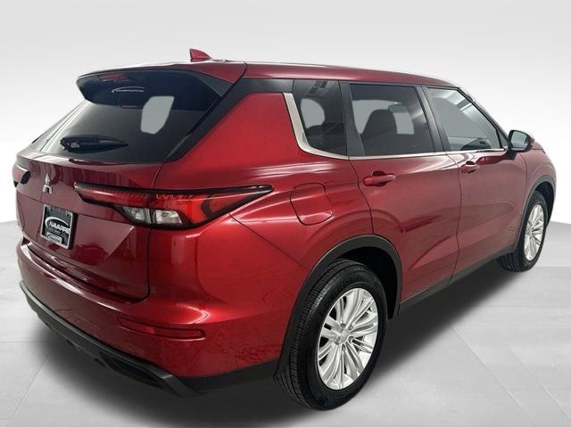 2023 Mitsubishi Outlander ES