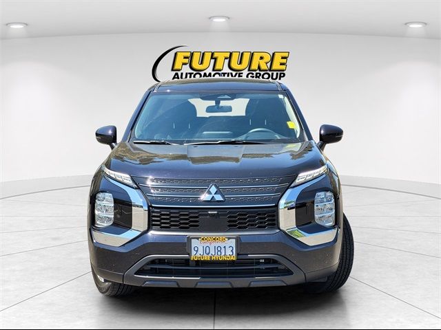 2023 Mitsubishi Outlander ES