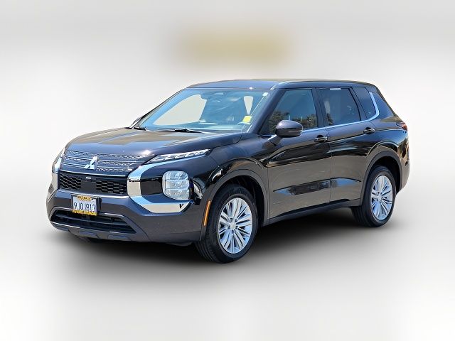 2023 Mitsubishi Outlander ES