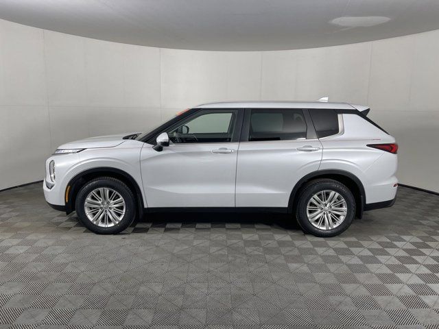 2023 Mitsubishi Outlander ES