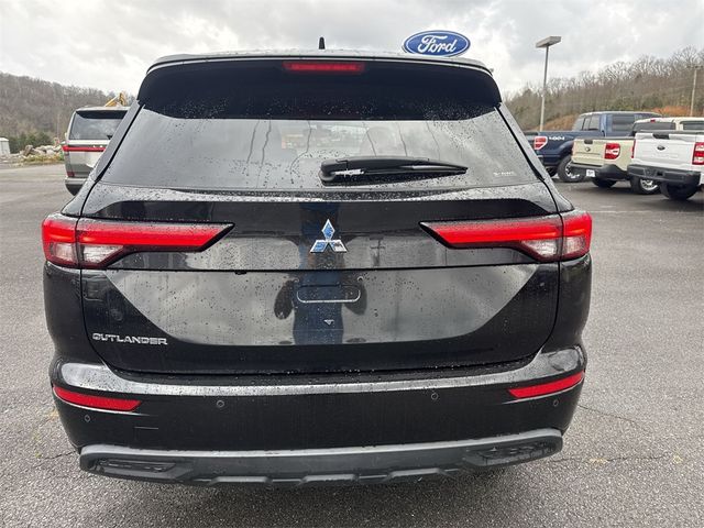 2023 Mitsubishi Outlander ES