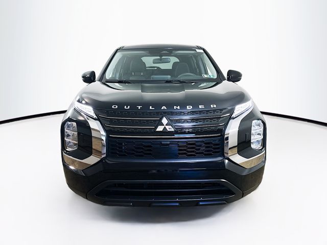 2023 Mitsubishi Outlander ES