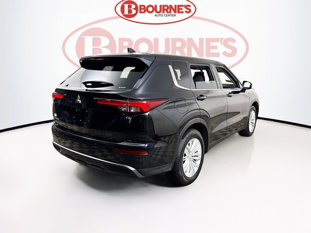 2023 Mitsubishi Outlander ES