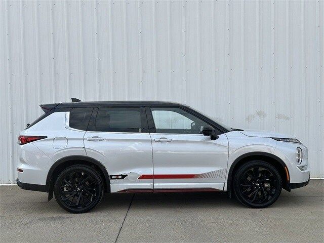 2023 Mitsubishi Outlander Ralliart