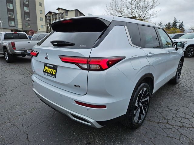 2023 Mitsubishi Outlander SE Special Edition