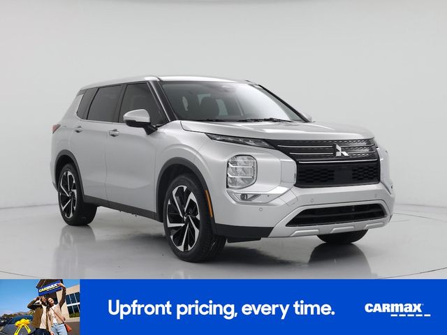 2023 Mitsubishi Outlander SE