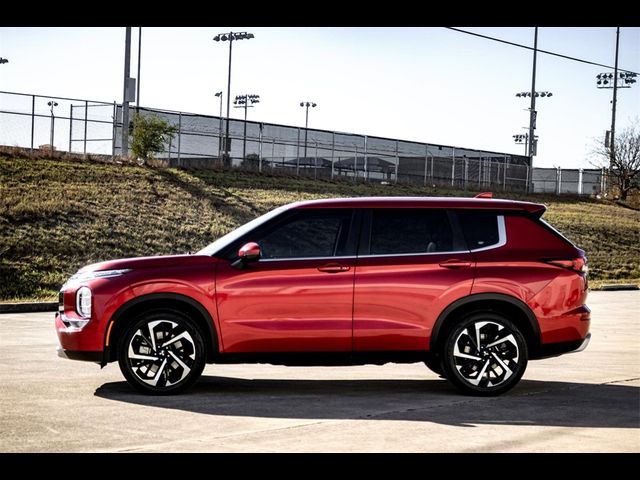 2023 Mitsubishi Outlander 