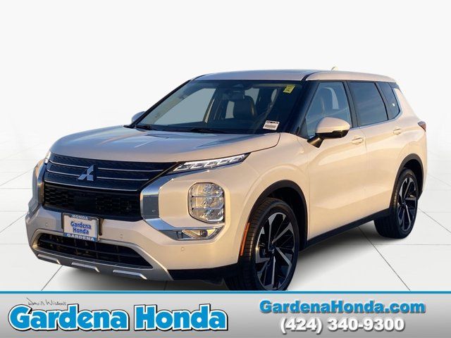 2023 Mitsubishi Outlander SE