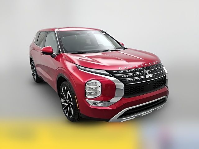 2023 Mitsubishi Outlander SE