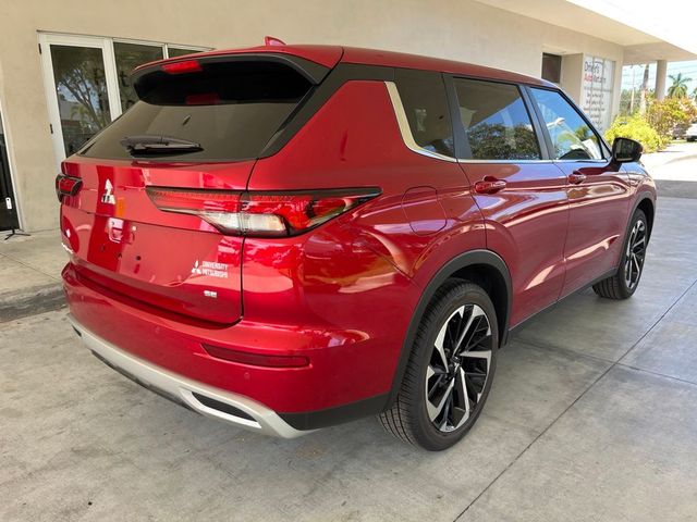 2023 Mitsubishi Outlander 