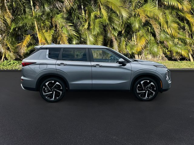 2023 Mitsubishi Outlander 