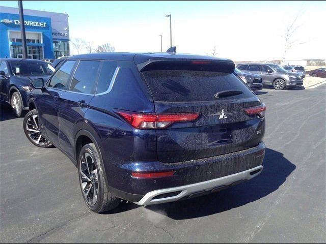 2023 Mitsubishi Outlander SE Special Edition