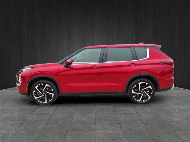 2023 Mitsubishi Outlander SE