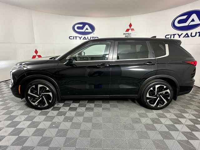 2023 Mitsubishi Outlander SE