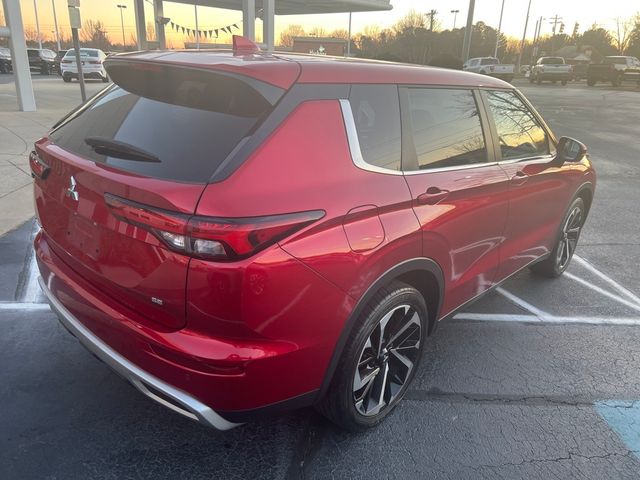 2023 Mitsubishi Outlander SE