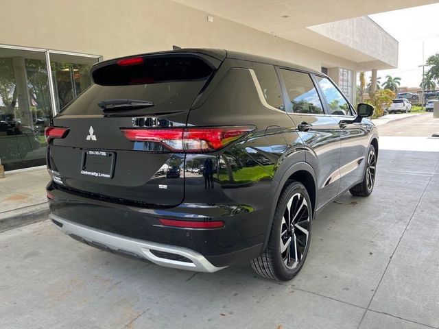 2023 Mitsubishi Outlander 