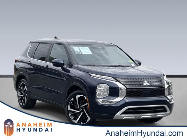 2023 Mitsubishi Outlander SE Black Edition
