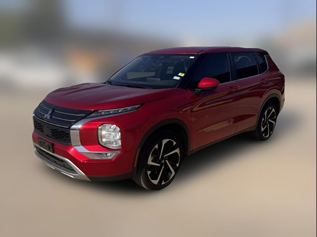 2023 Mitsubishi Outlander SE