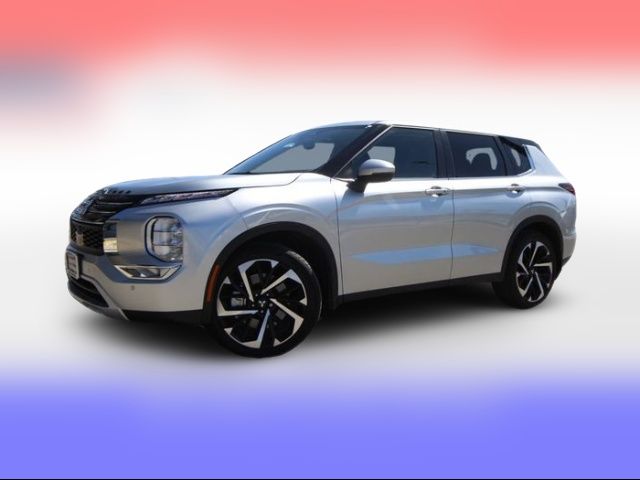 2023 Mitsubishi Outlander SE