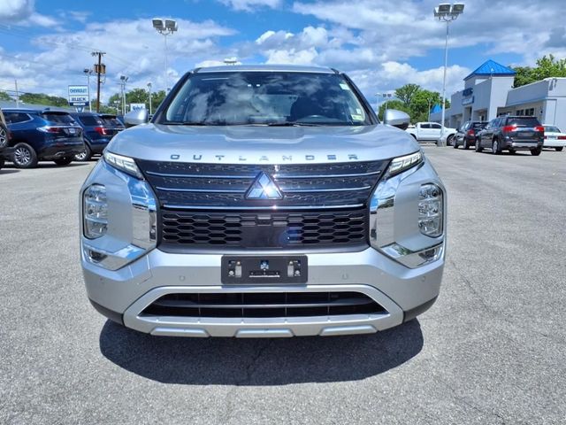 2023 Mitsubishi Outlander SE