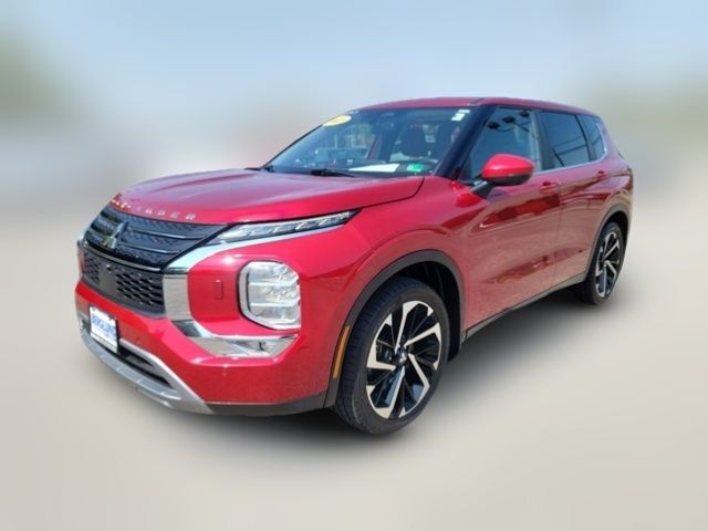 2023 Mitsubishi Outlander SE