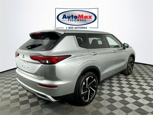 2023 Mitsubishi Outlander SE