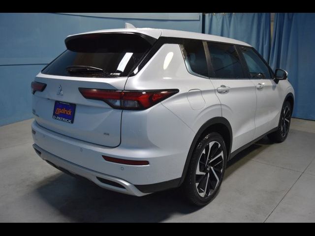 2023 Mitsubishi Outlander 