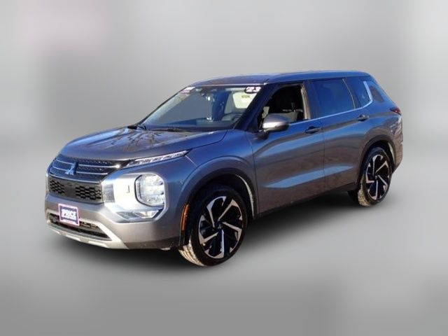 2023 Mitsubishi Outlander SE