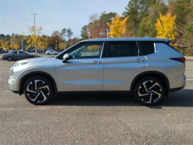 2023 Mitsubishi Outlander SE Black Edition