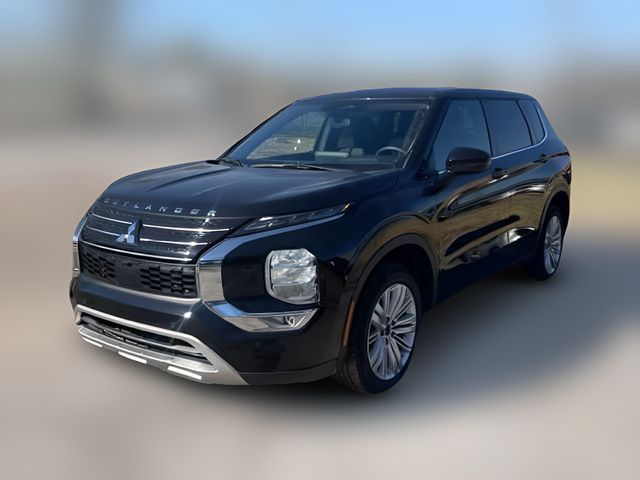 2023 Mitsubishi Outlander SE